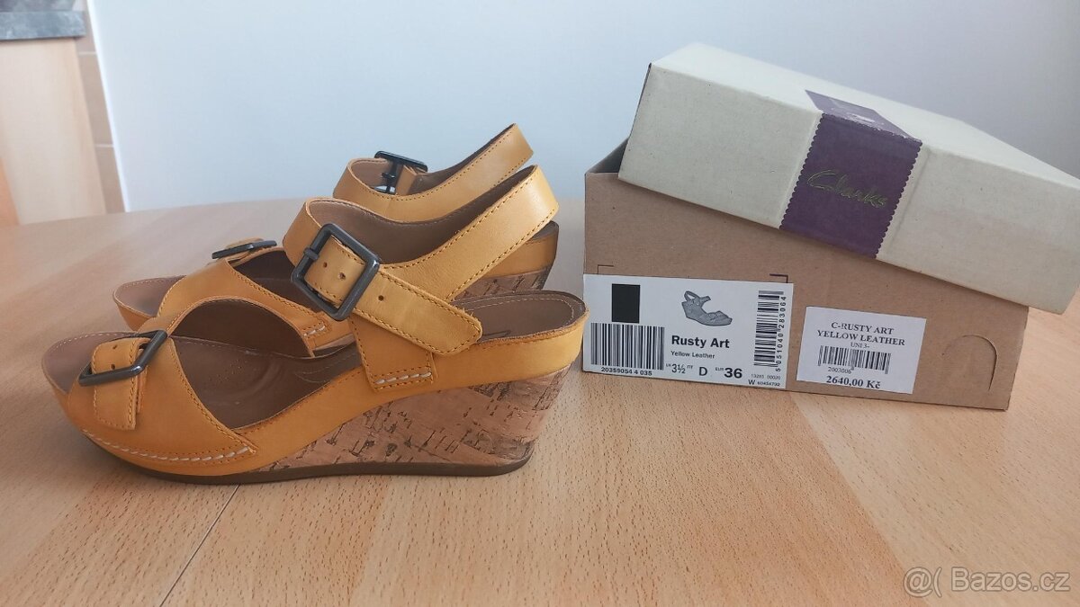 Boty zn. Clarks