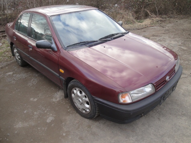 Nissan Primera P10 na náhradní díly