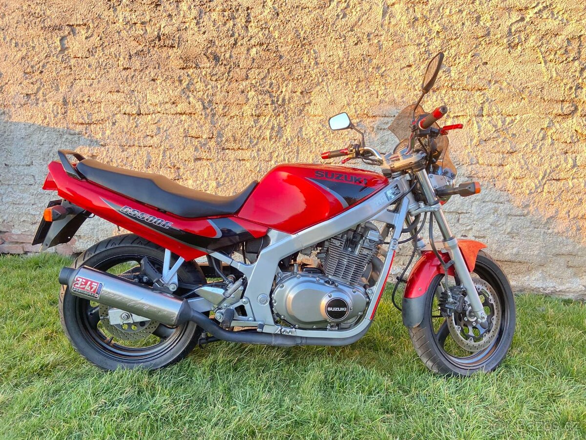 Suzuki GS500E