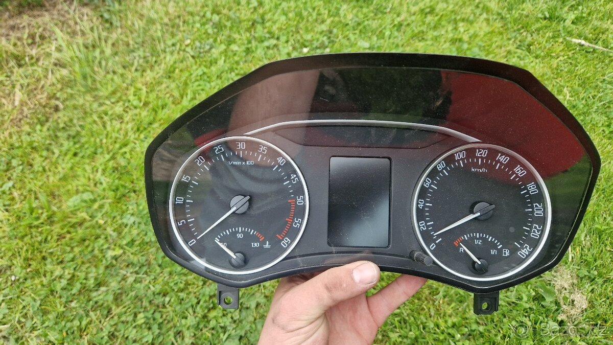 Budíky 1Z0920843M Škoda Octavia 2 FL 2011