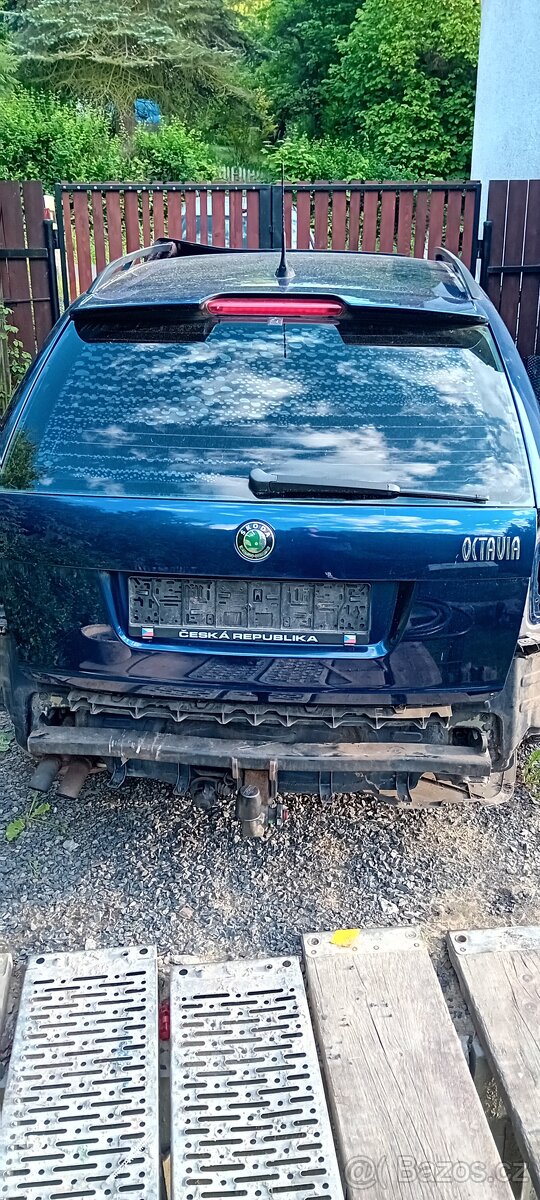 Víko kufru octavia 2 combi
