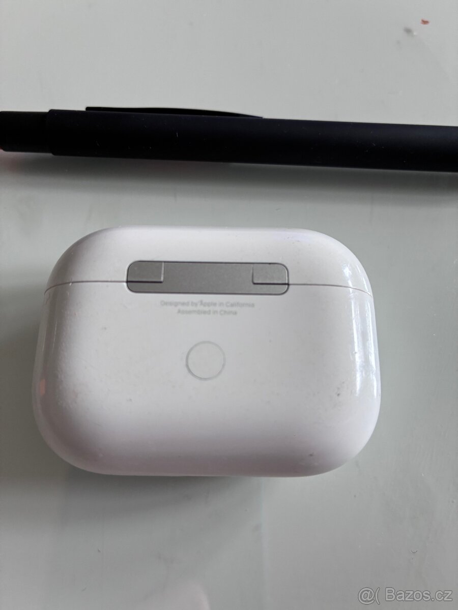 AirPods pro 1 gen. A 2190