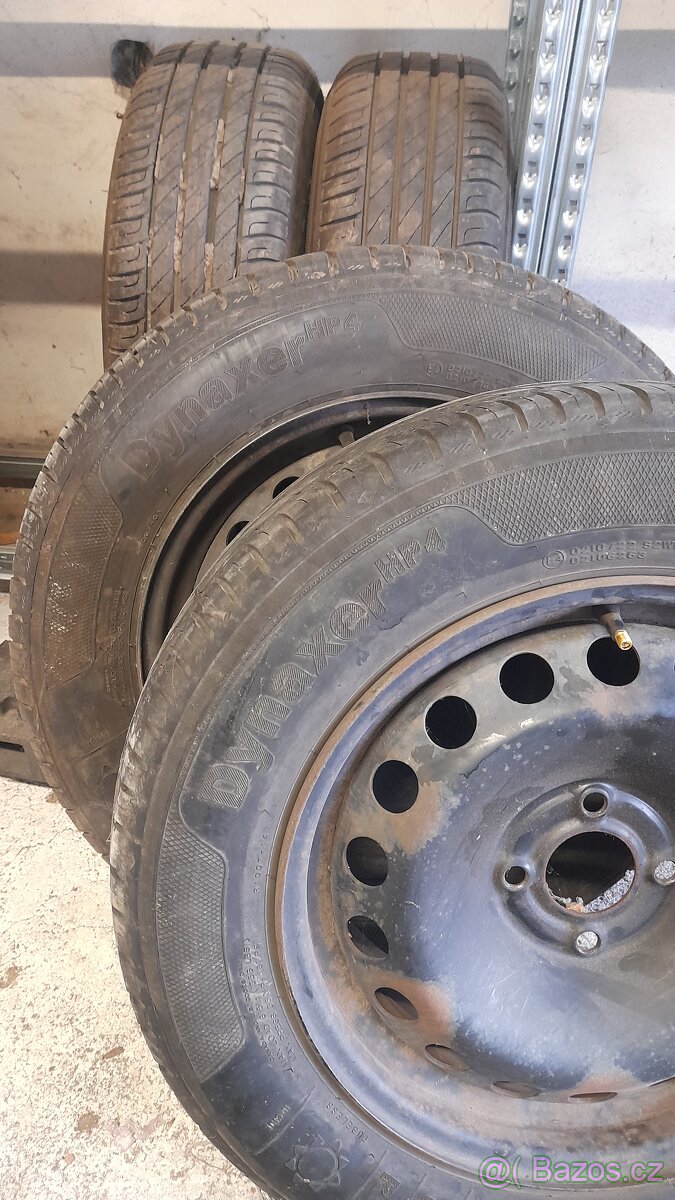 Letní pneu 195/65 r15 obuta renault
