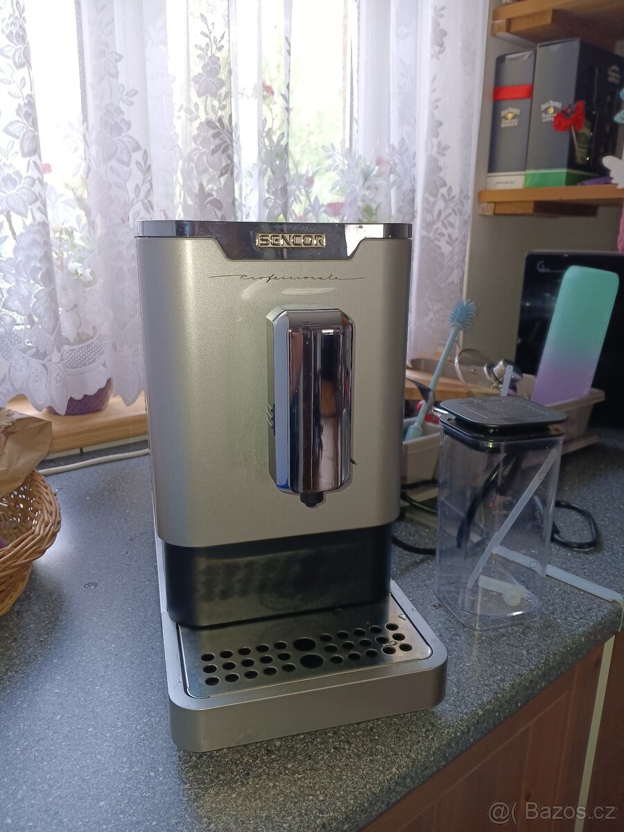Kávovar Sencor