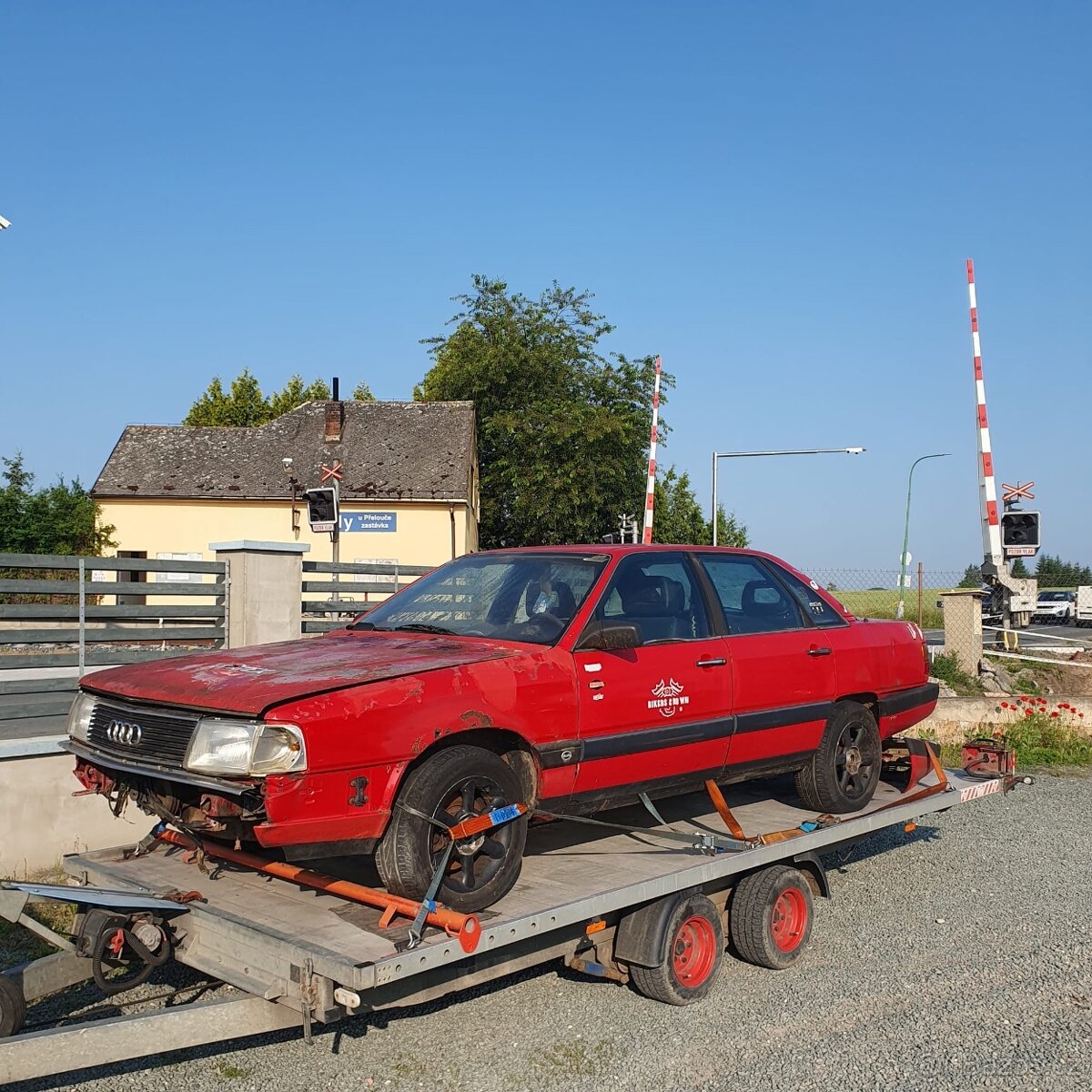Audi 5000 (100)