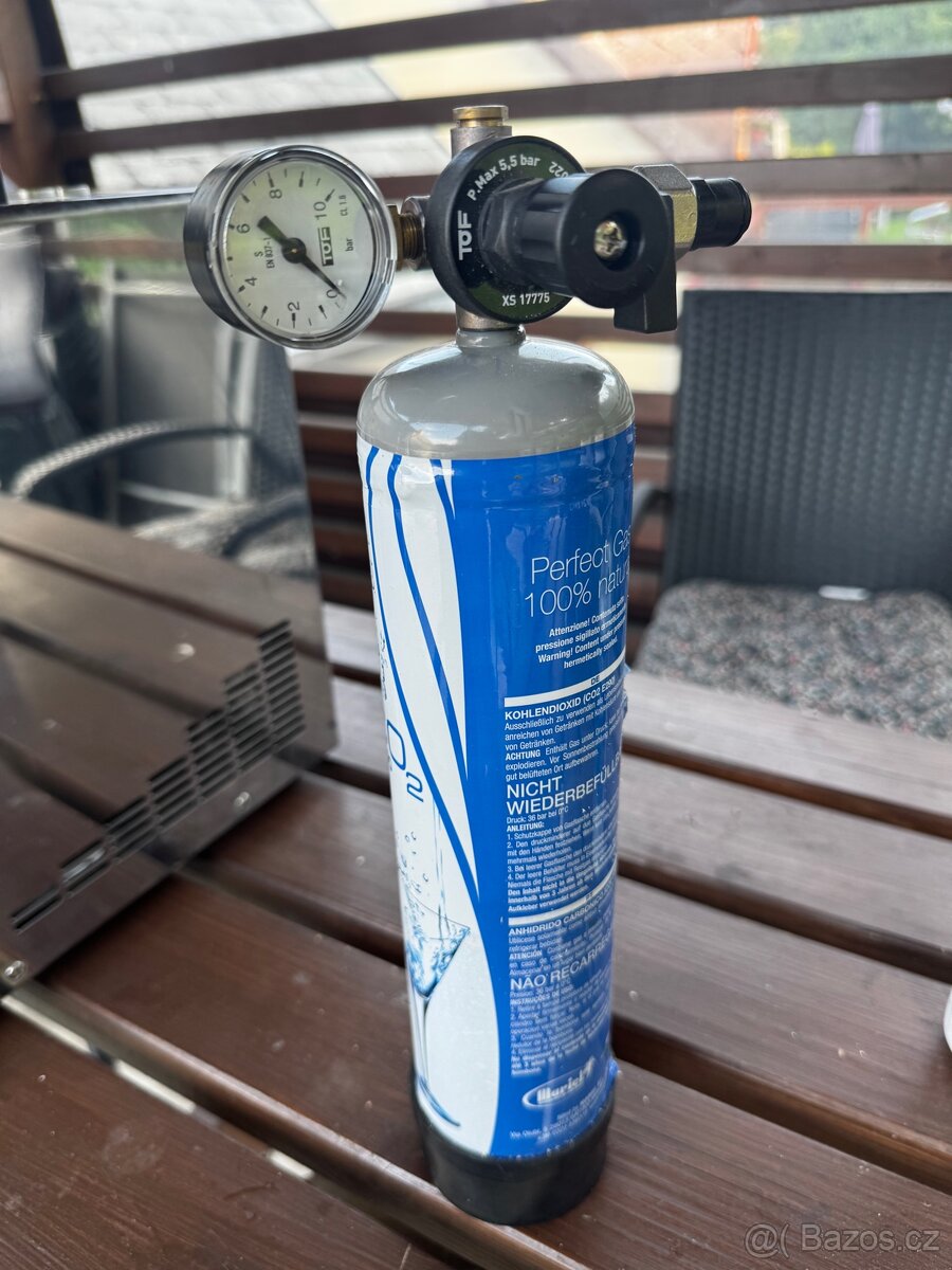 Redukční kohout TOF CO2 + 600g načatá bomba