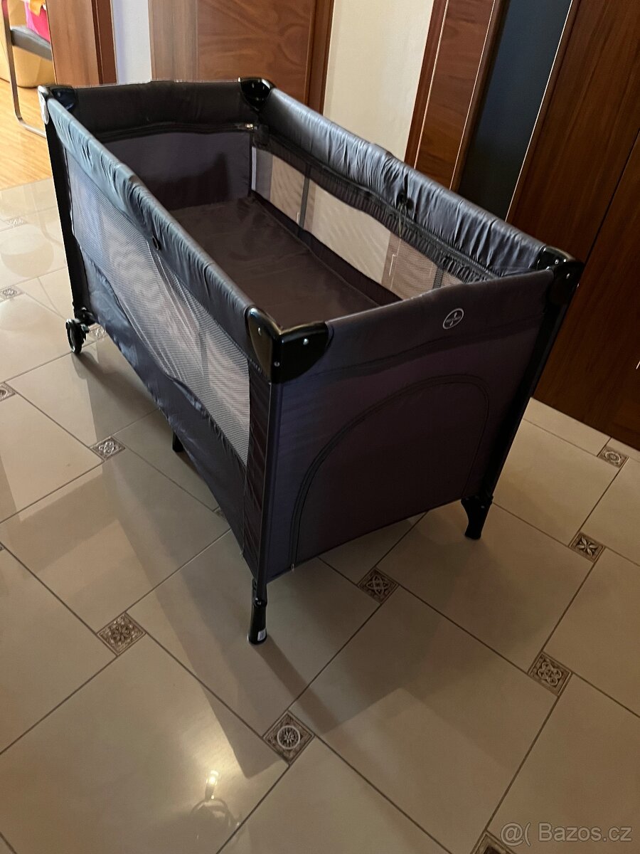 Cestovní postýlka s matrací fillikid