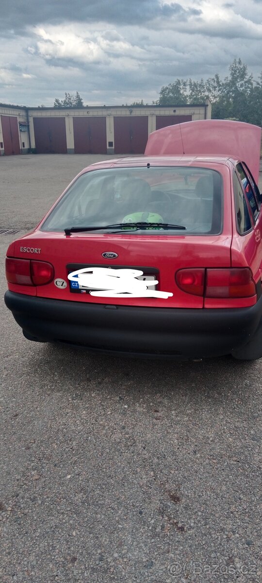 Prodám Ford Escort 1.4 i r.v.1997