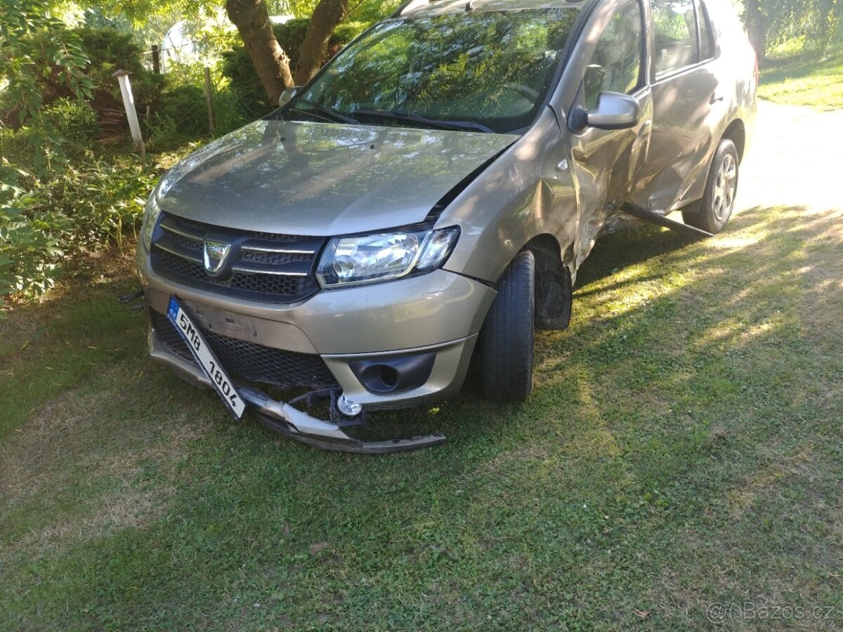 Dacia Logan na náhradní díly