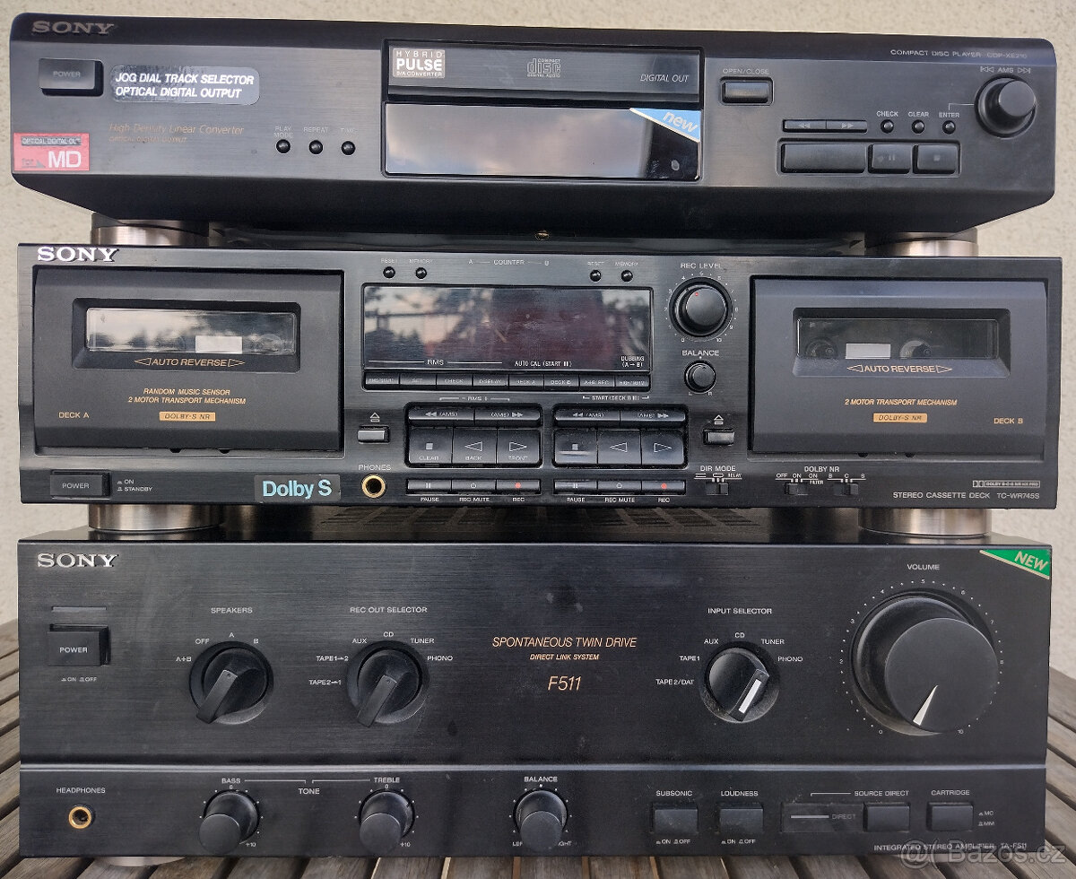Hifi sestava Sony: zesilovač, cd, kazeťák