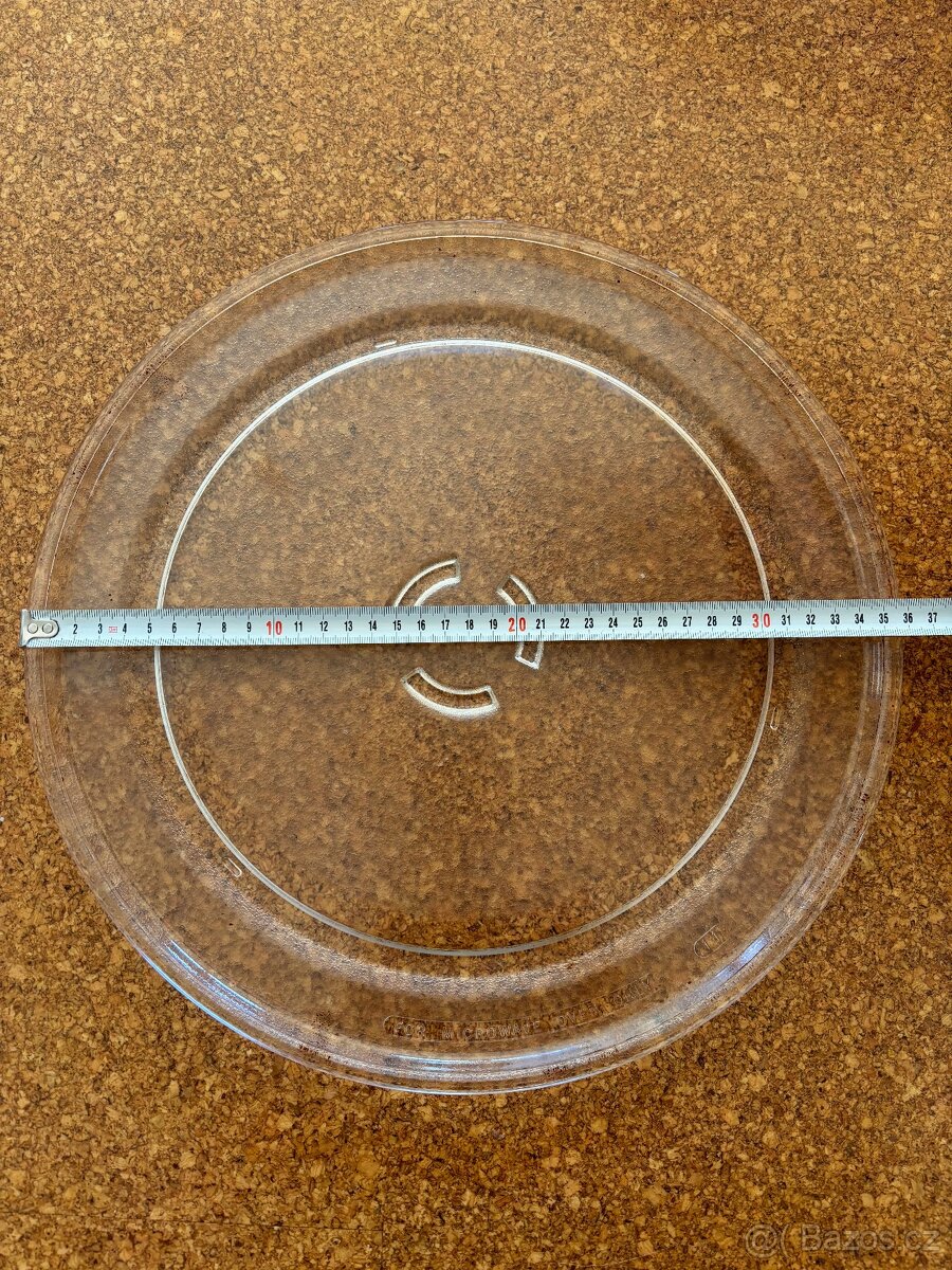 talíř do mikrovlnné trouby prům. 36 cm