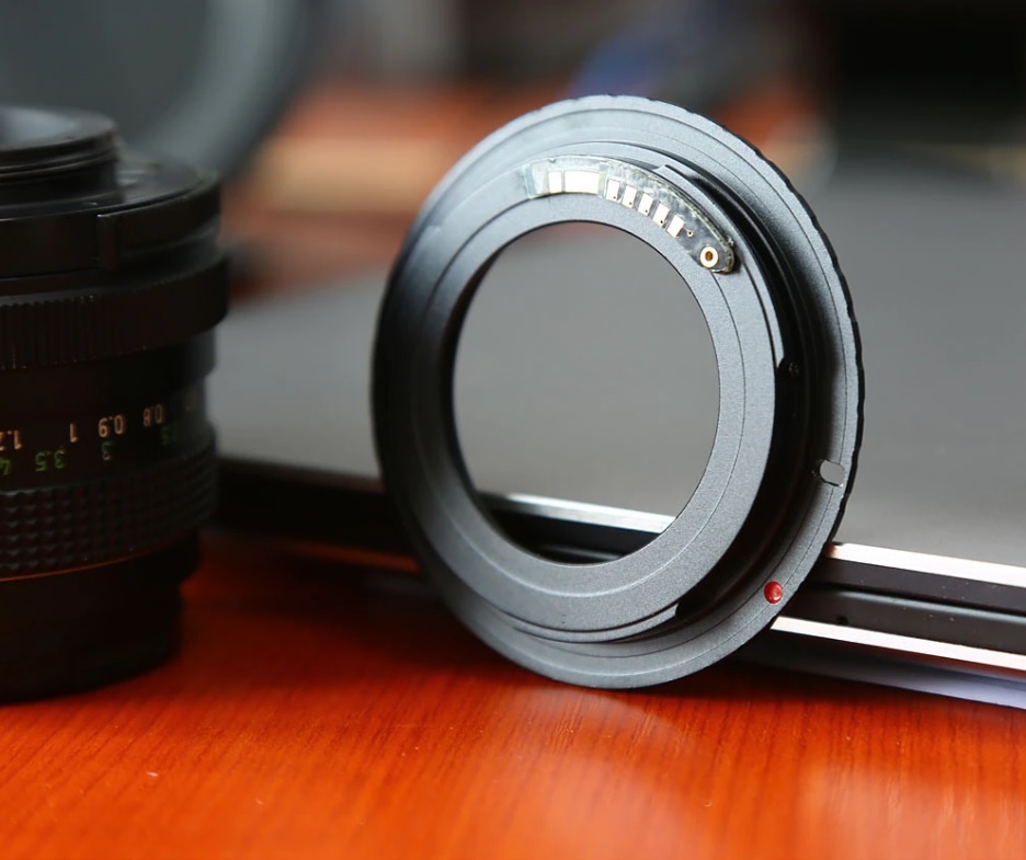 Canon EOS / M42 s indikací zaostření