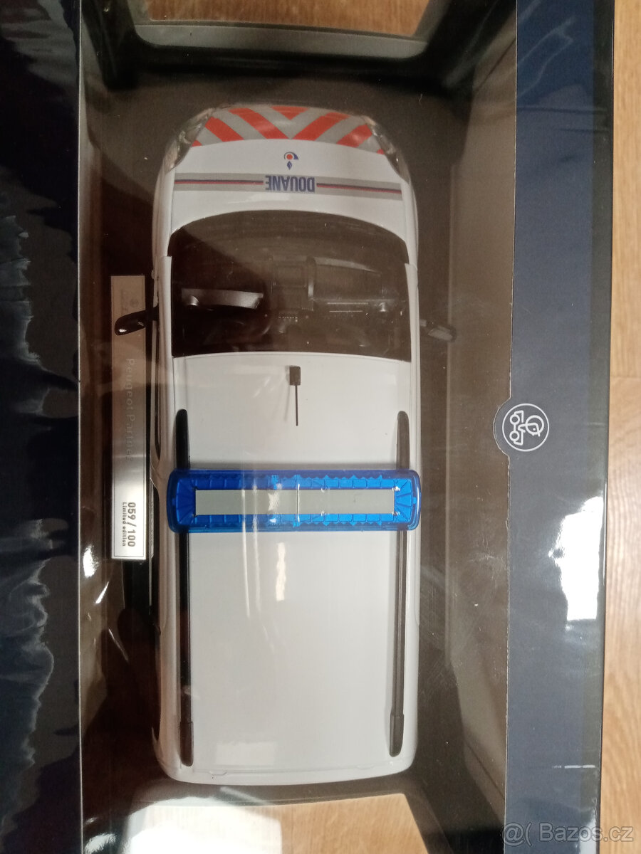 Peugeot Partner 1/18