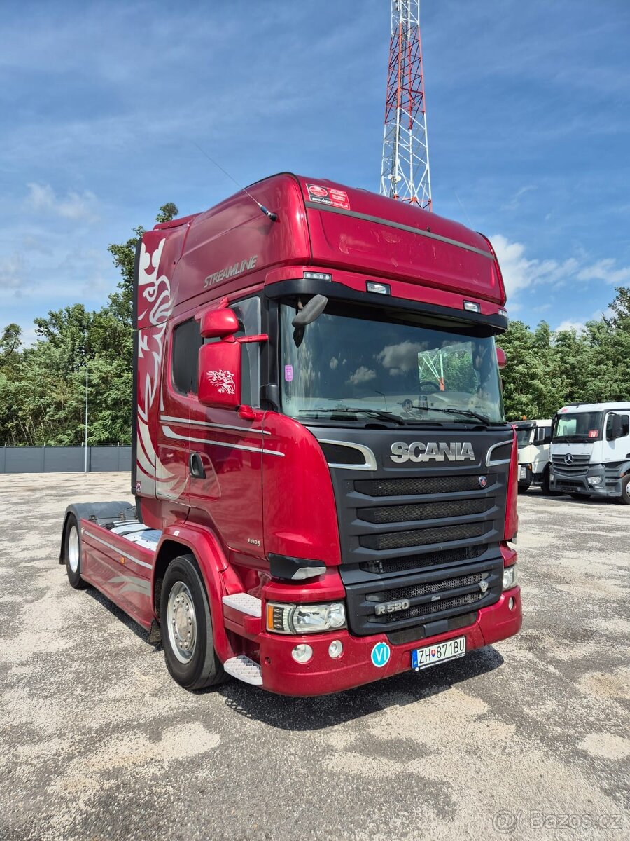 SCANIA R520 V8 TOPLINE-STREAMLINE 2015