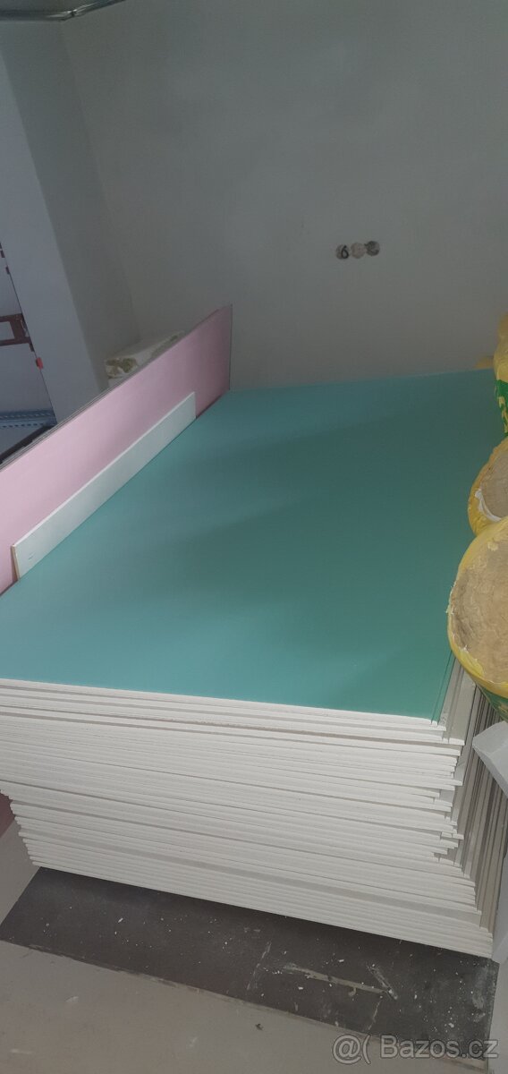 sadrokarton zelený a bily-rozmery 12,5x1250x2000mm