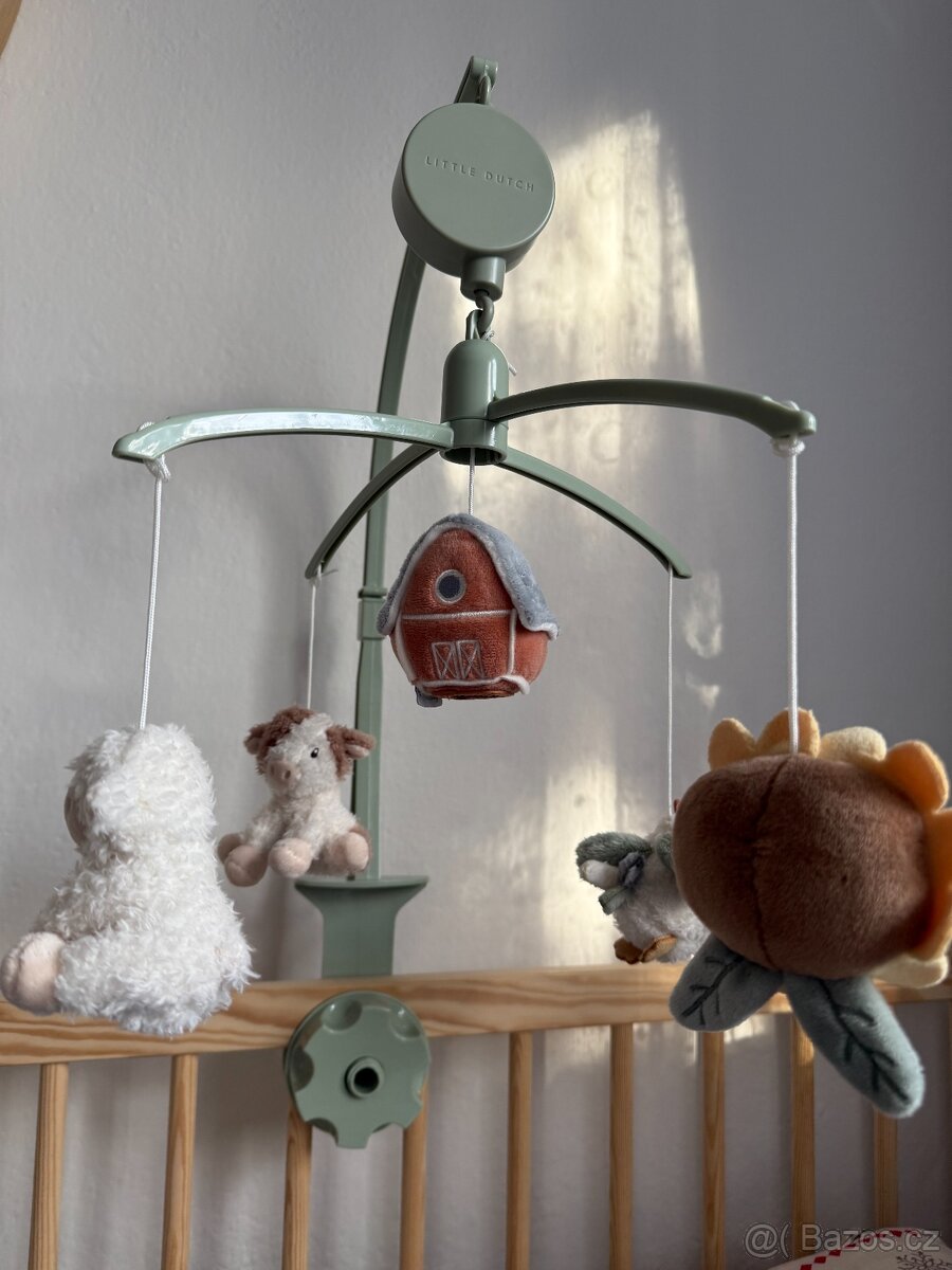 Little Dutch Hudební kolotoč Farma