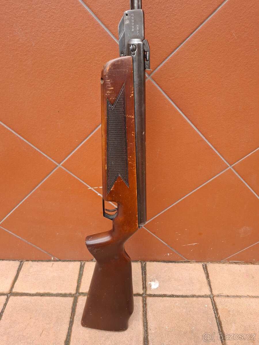 Vzduchovka Slávia 631 model 77