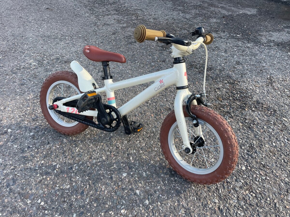 Dětské kolo 12" Cube 120