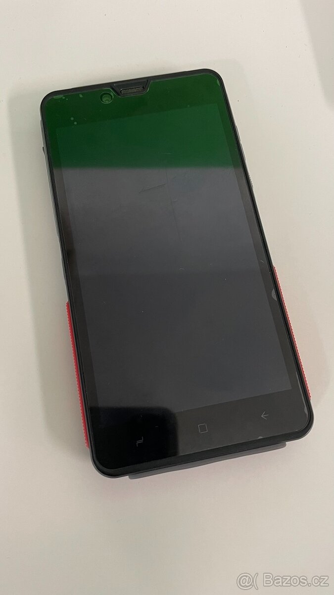 Elephone Soldier černý