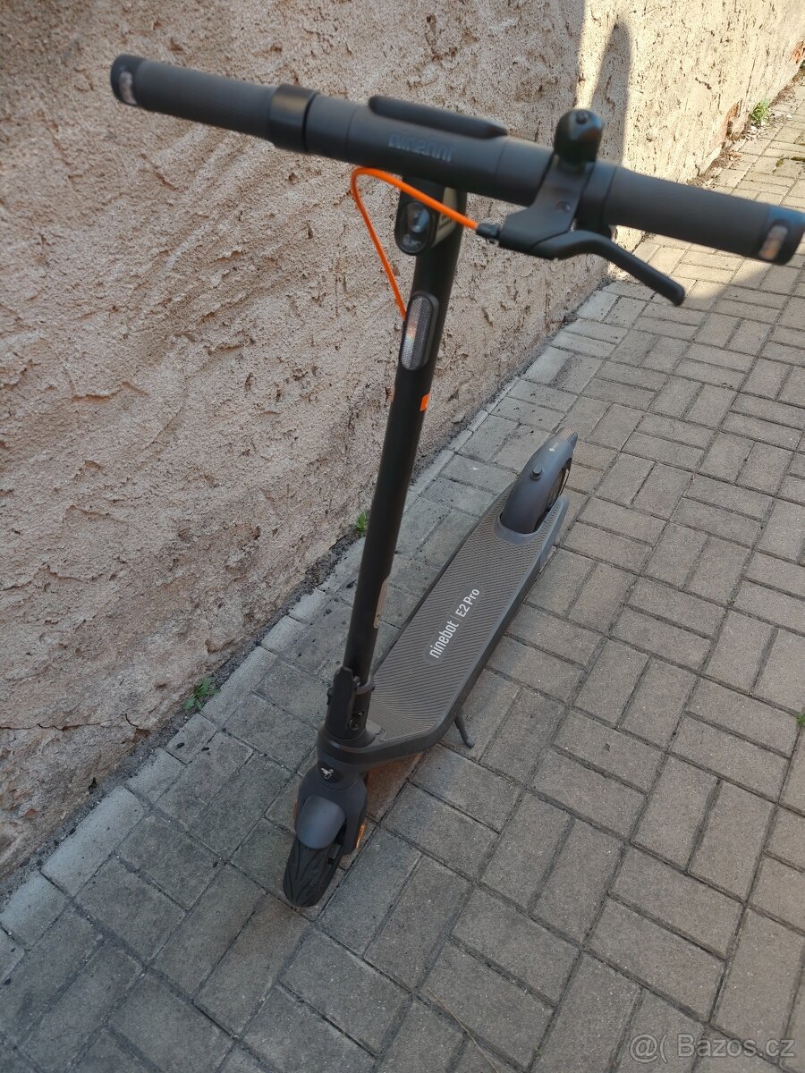 Elektrokoloběžka Segway