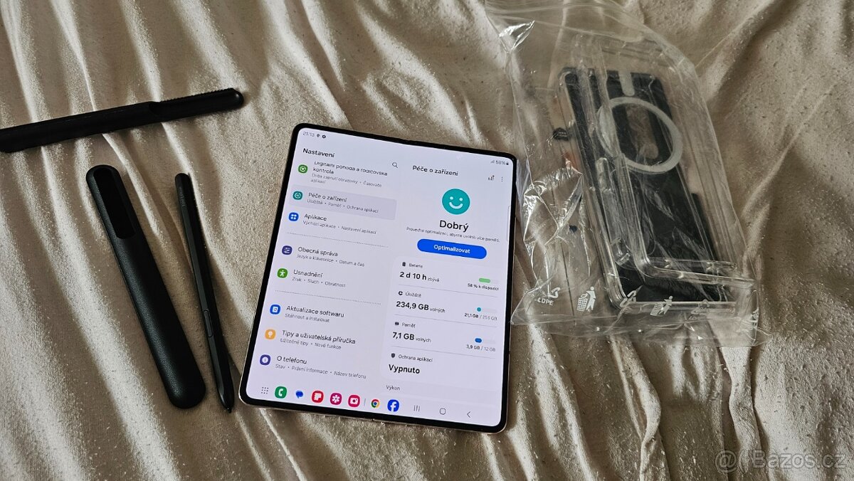 Samsung Galaxy Z Fold 4 12/256GB - TOP Stav + PEN
