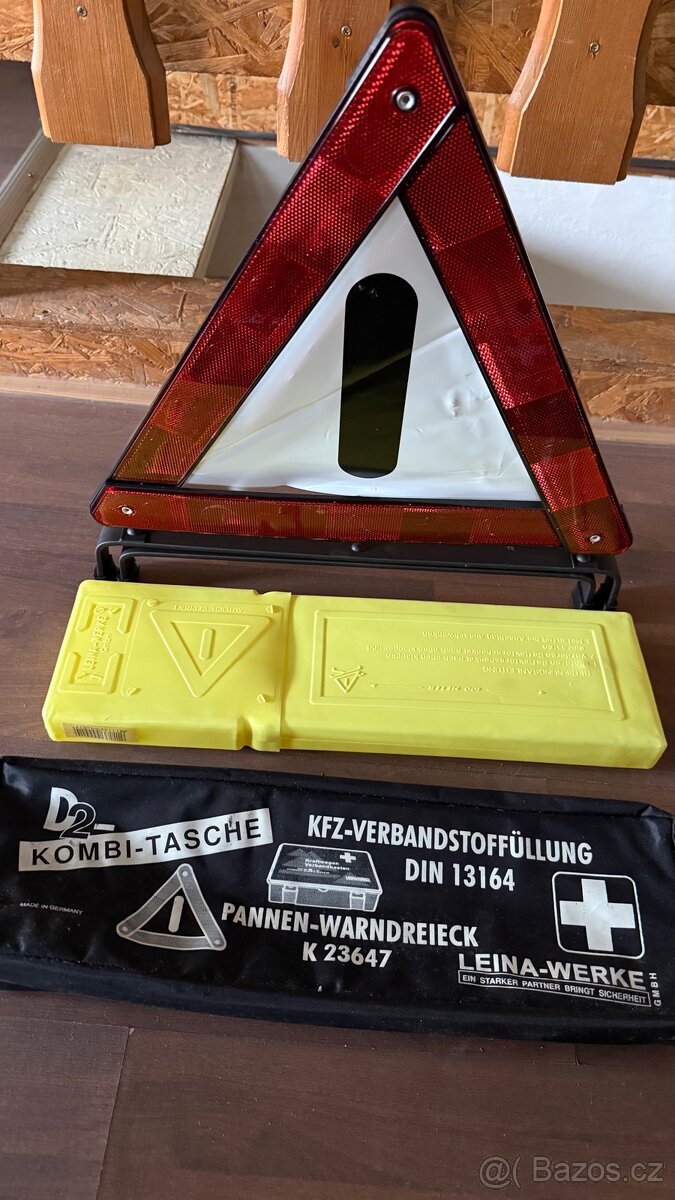 Nový kvalitní výstražný trojúhelník