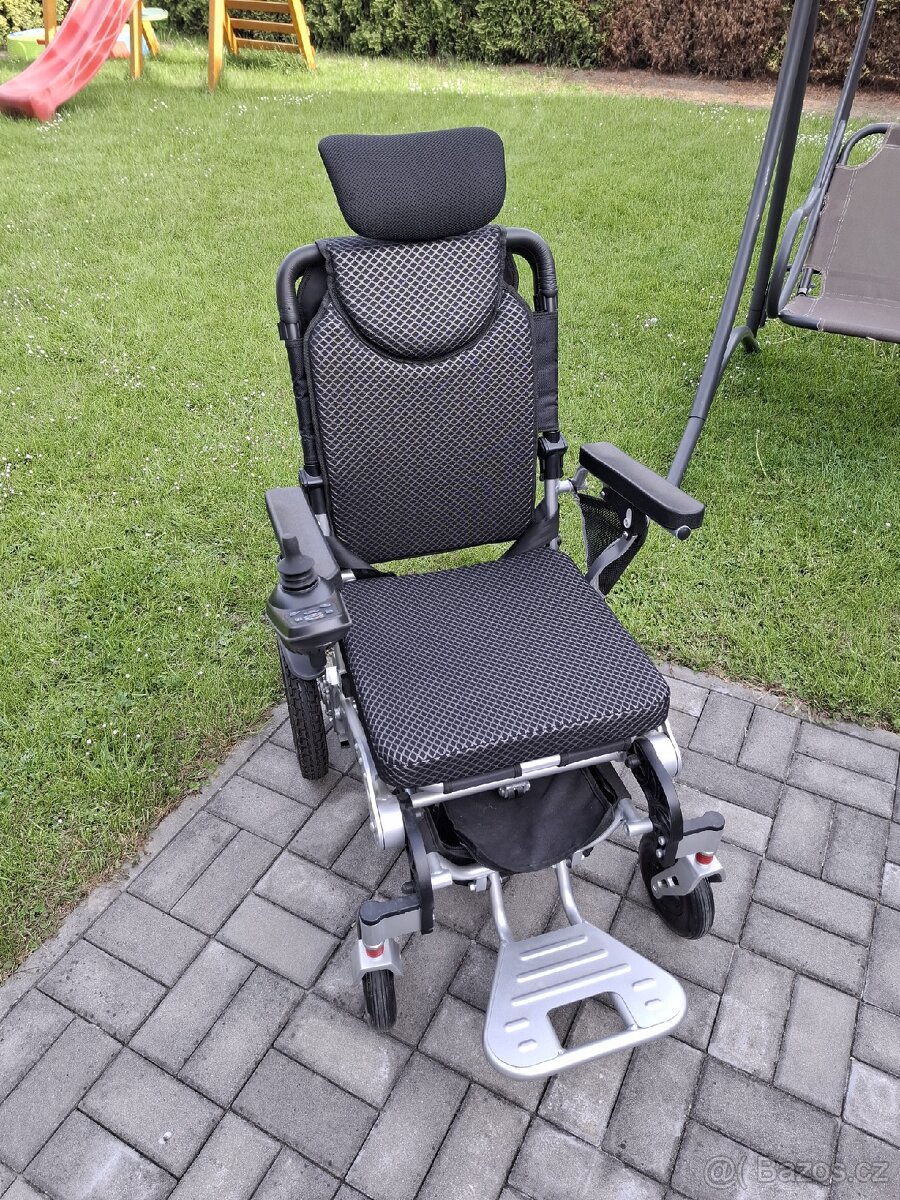 Elektrický invalidní vozík