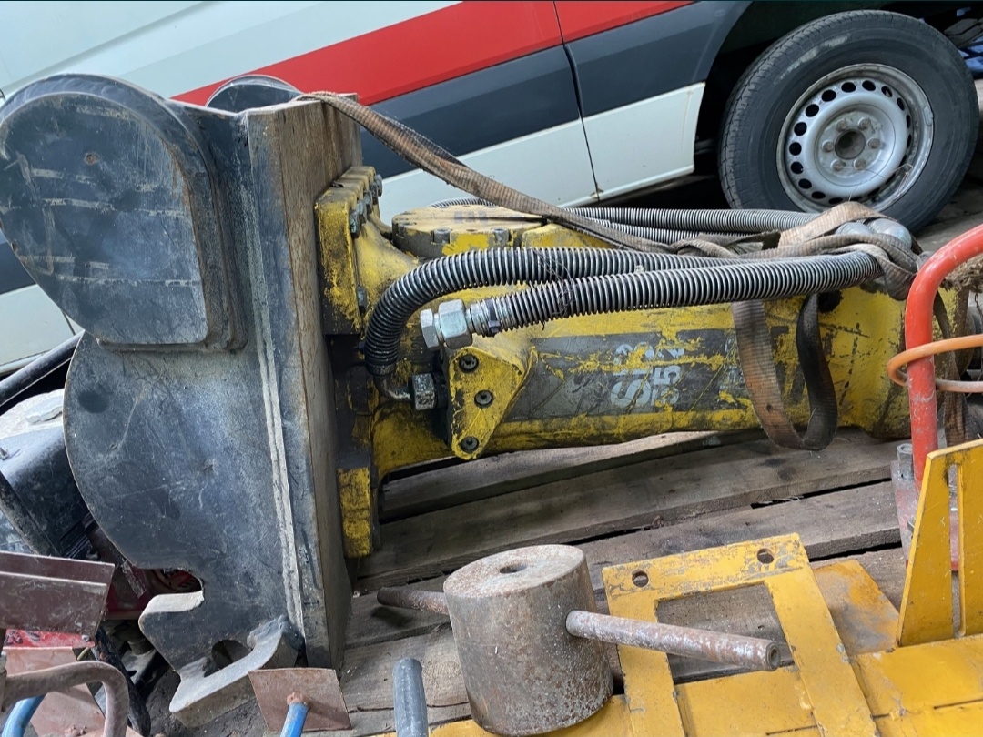 Hydraulicke bouraci kladivo Atlas Copco Sb533