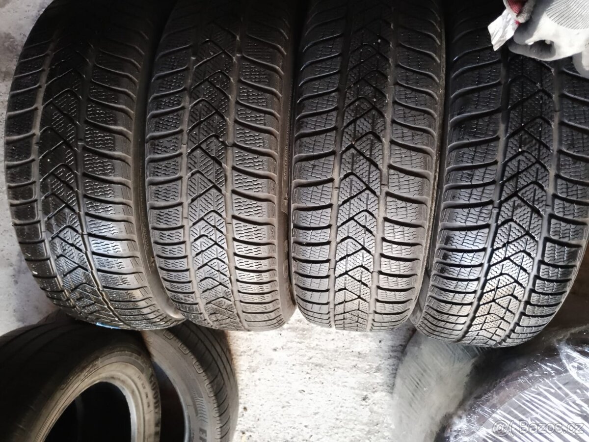 205/60/17 93h Pirelli - zimní pneu 4ks