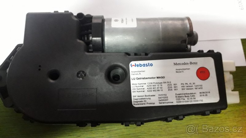 Střešní pohon Bosch pro Mercedes