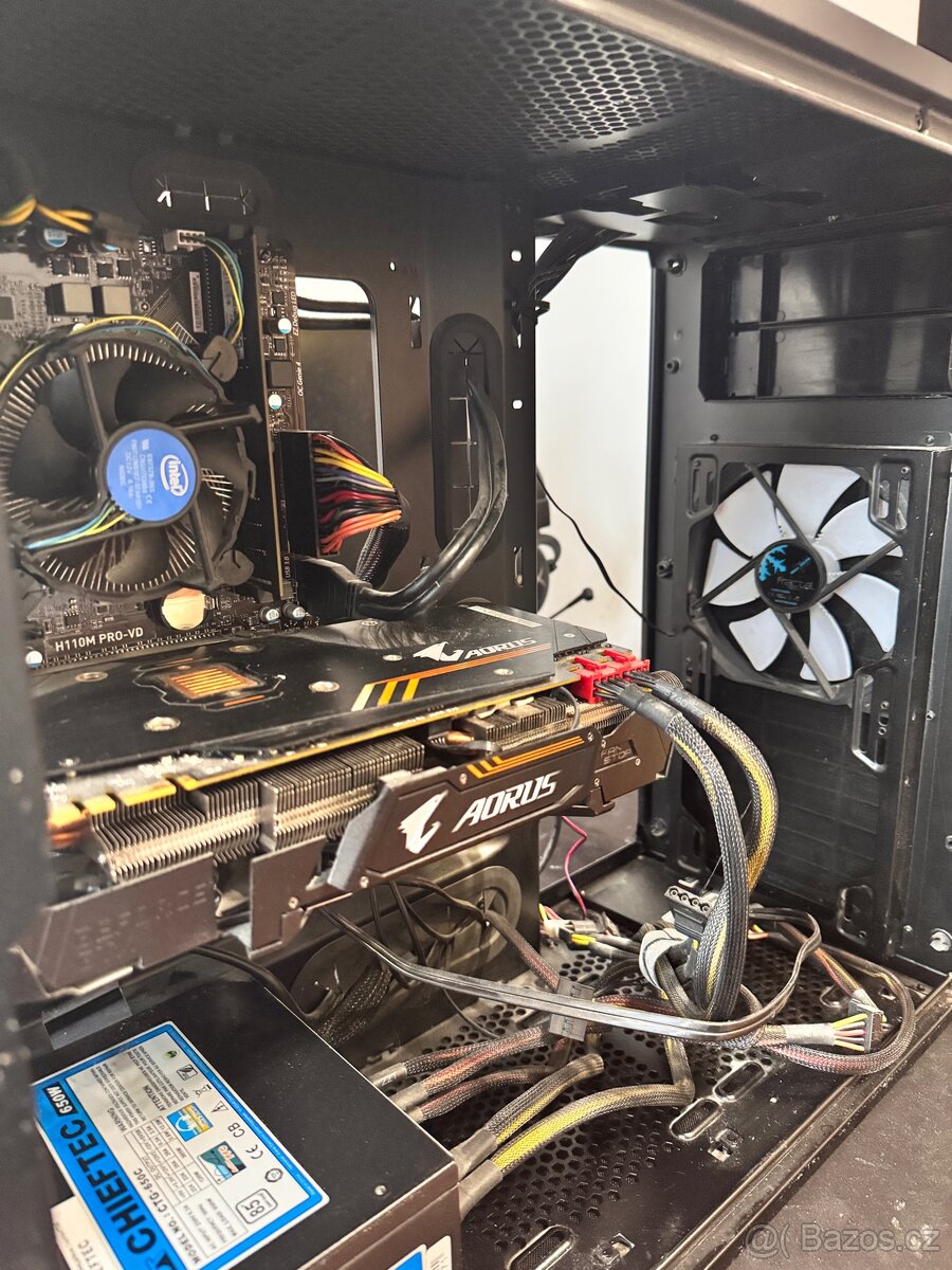 Herní PC na prodej/Продам игровой компьютер