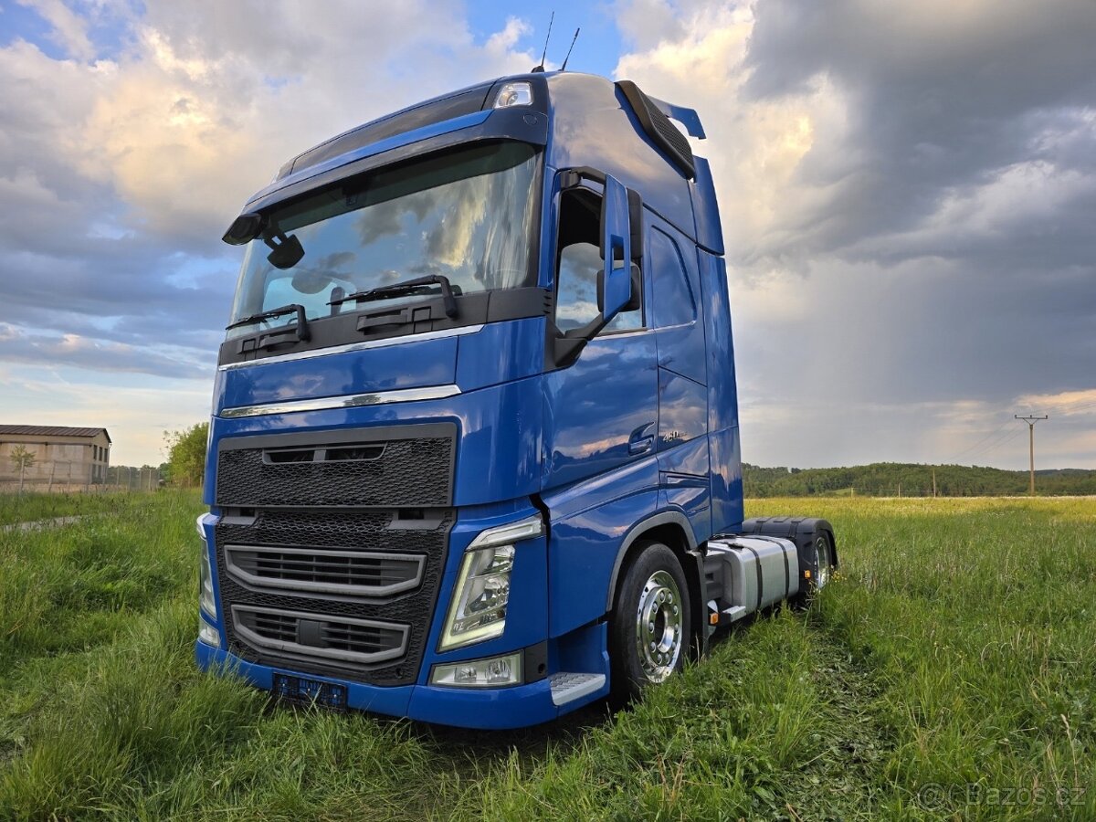 VOLVO FH 13.460 LOWDECK 2017 XL + ALU KOLA + NOVÉ VSTŘIKY