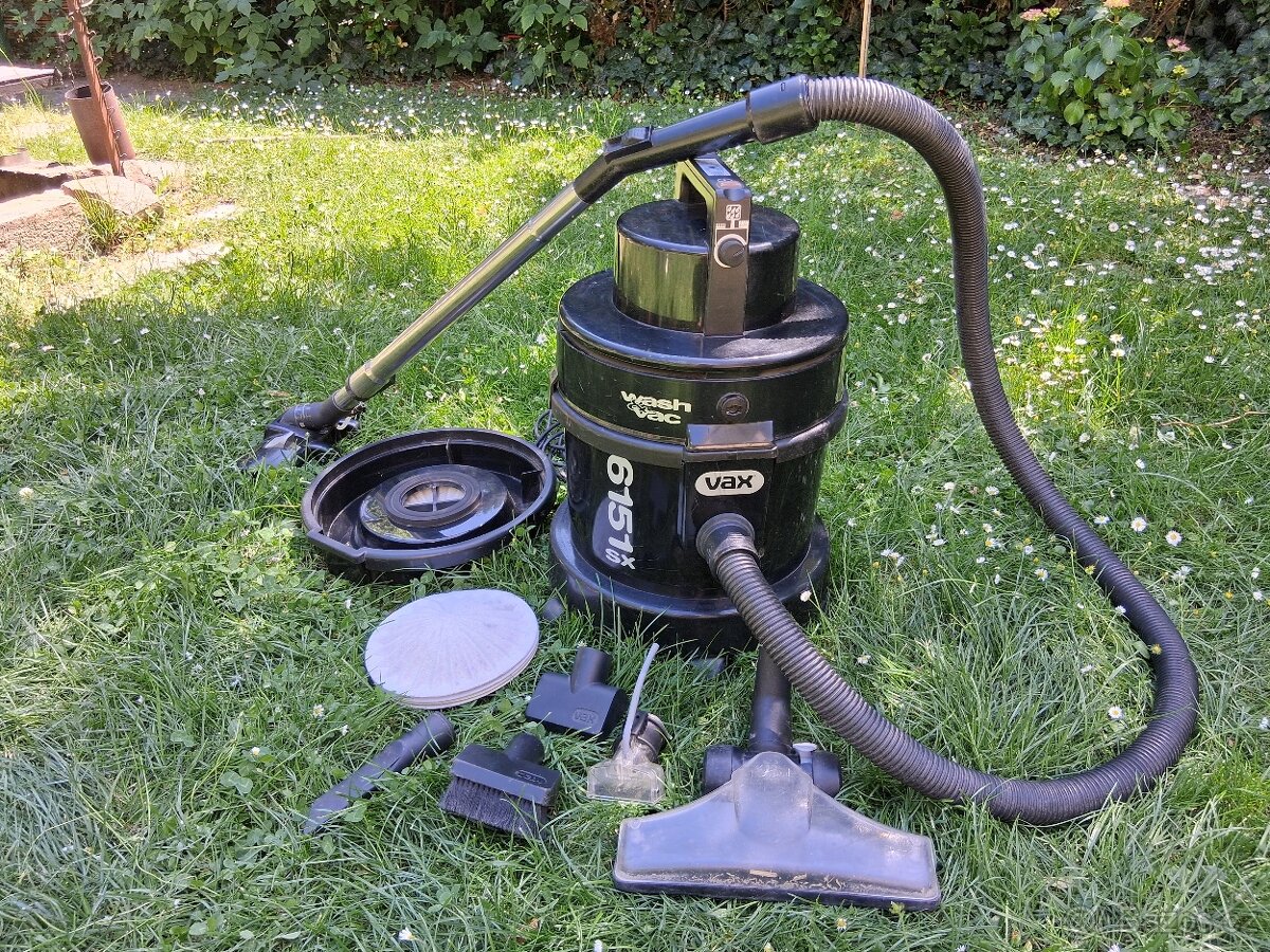 Prodám vysavač vax 6151sx