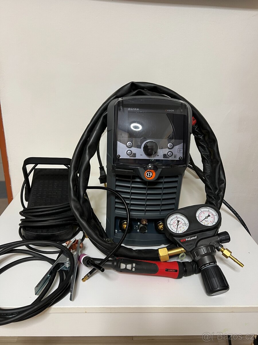 TIG svářečka MATRIX X220 AC/DC 230V Xvision control CEA