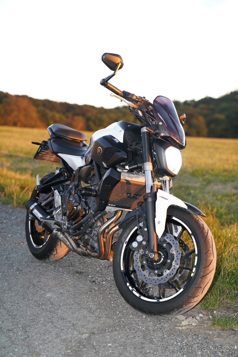 Yamaha MT-07 (2017)