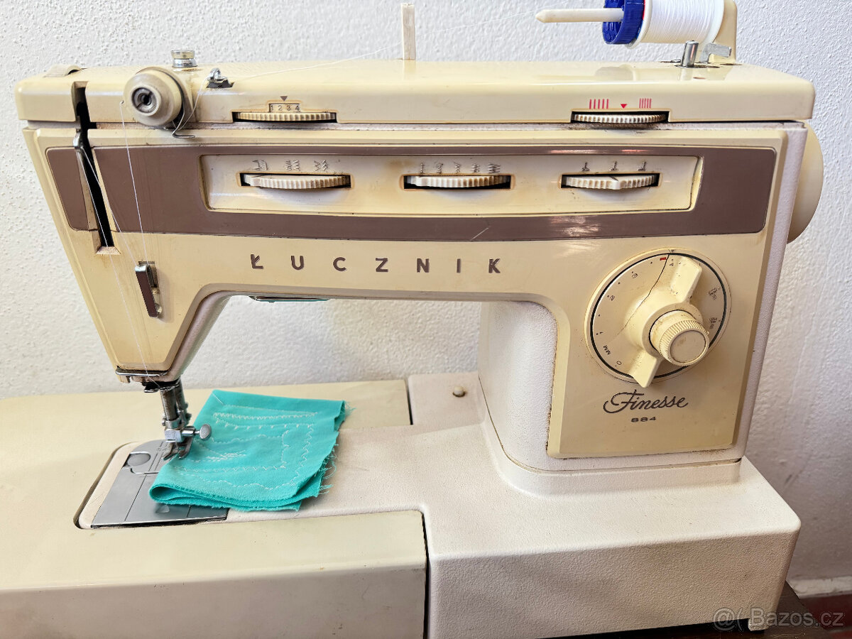 Šicí stroj Lucznik