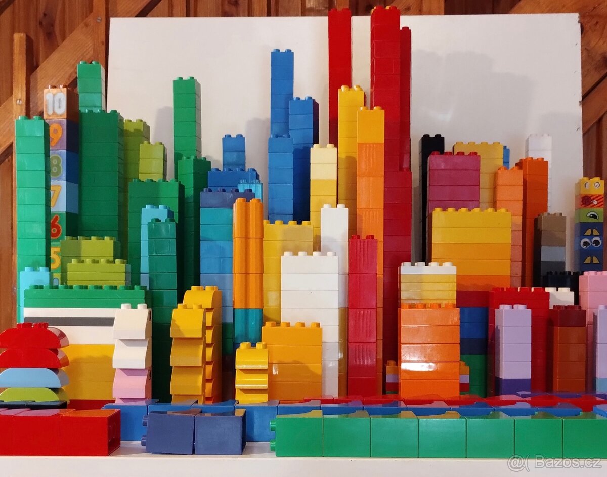 LEGO DUPLO - BIG CASE - kostičky (1.000ks) a desky