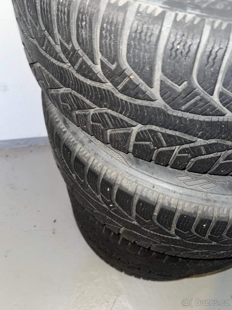 Alu kola FIAT + zimní pneu Kleber Krisalp 205/55 R16