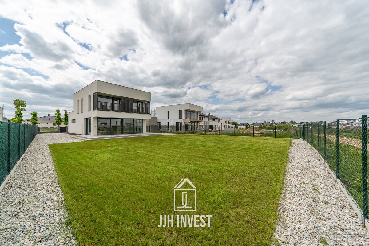 Rodinný dům 4+kk, 190 m², pozemek 824 m² – Vysoký Újezd, jen
