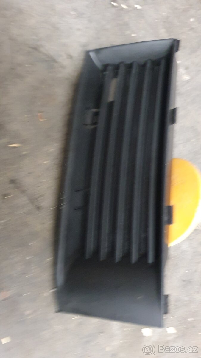 Krytka mlhovky fabia 1 levá řidičova strana