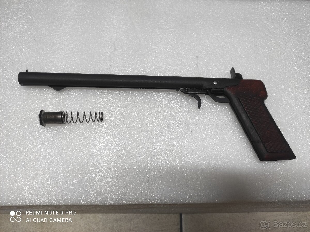 Pistol - špuntovka
