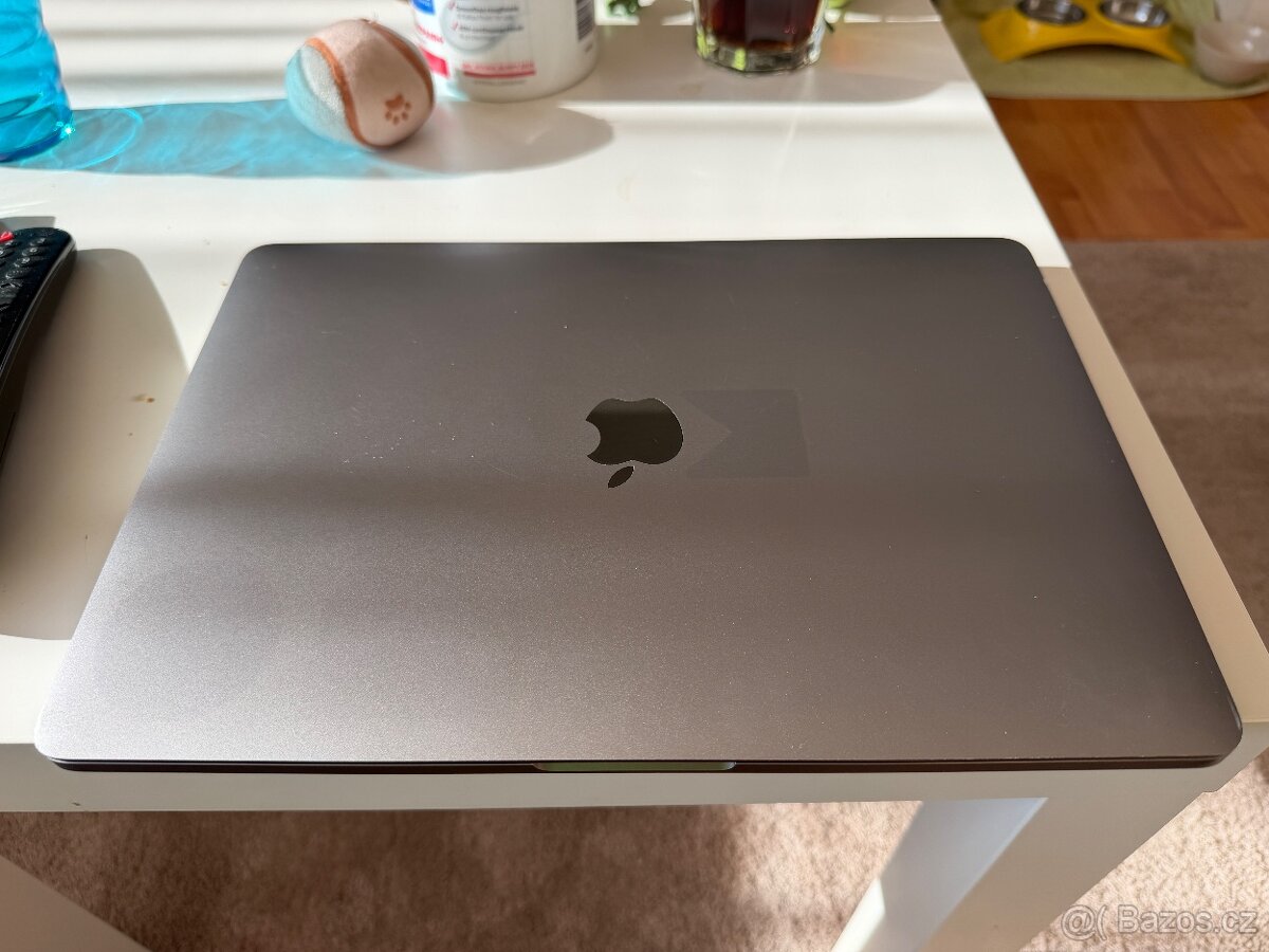 Macbook Pro 13" M1, 16GB, 1TB, v záruce