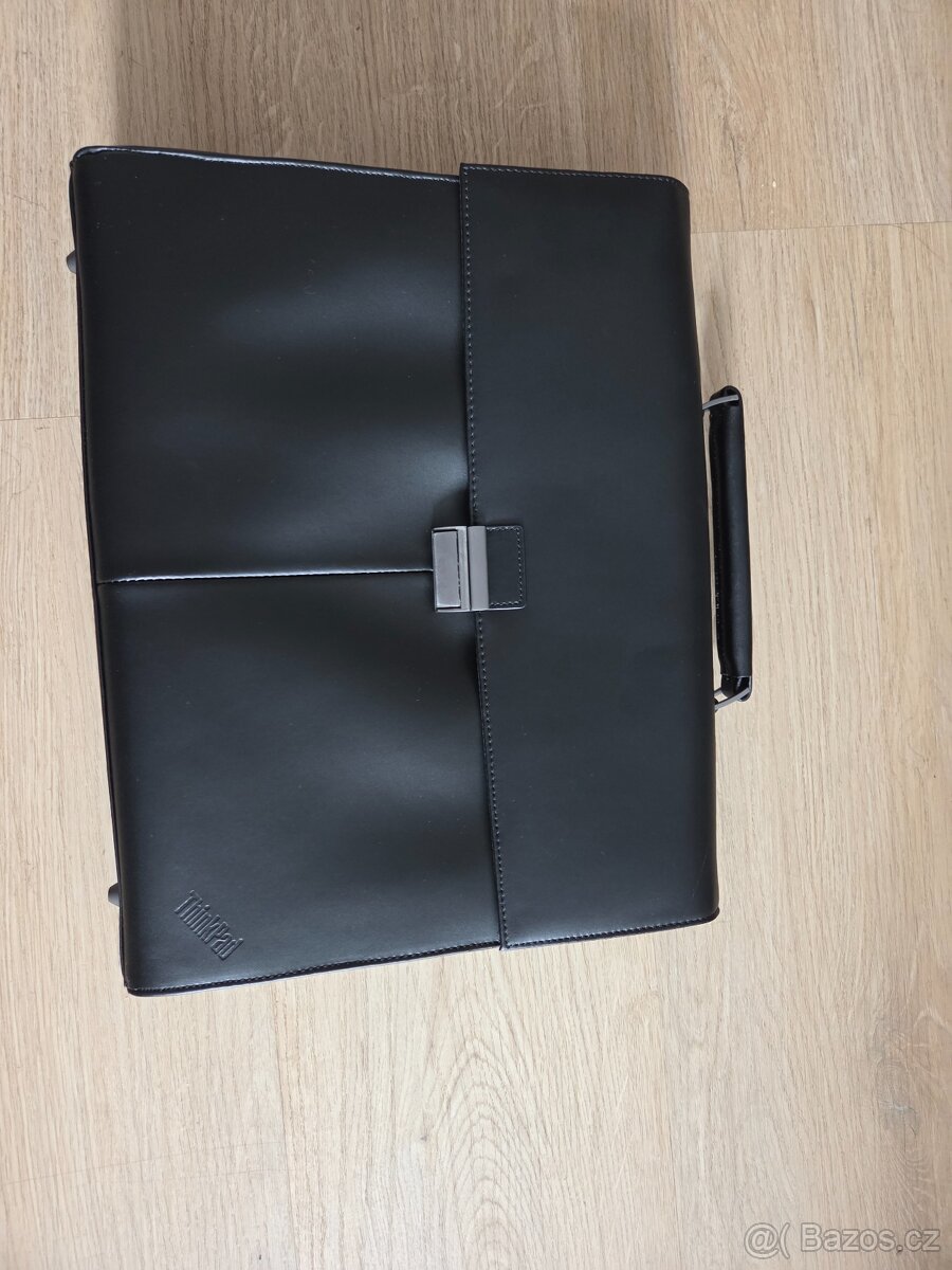 Luxusní kožená taška na notebook Lenovo