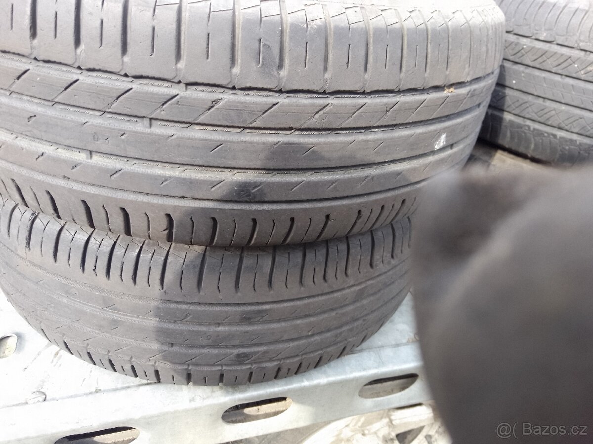 Letní pneu SUV 235/65/17 Nokian+ Michelin 2+2