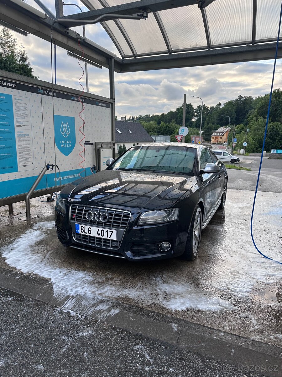Prodám Audi A5- S-line 1.8 TFSI