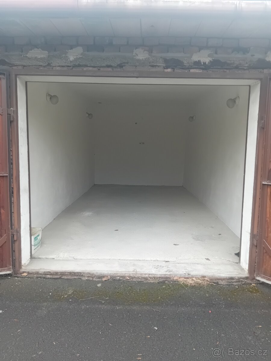 Property for rent · 4 m² · Karviná — 82 €/mo
