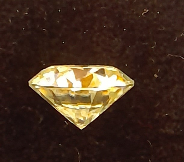 Drahokam moissanit