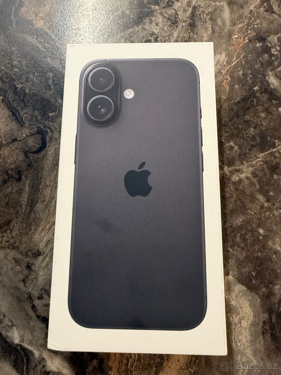 Apple iPhone 16