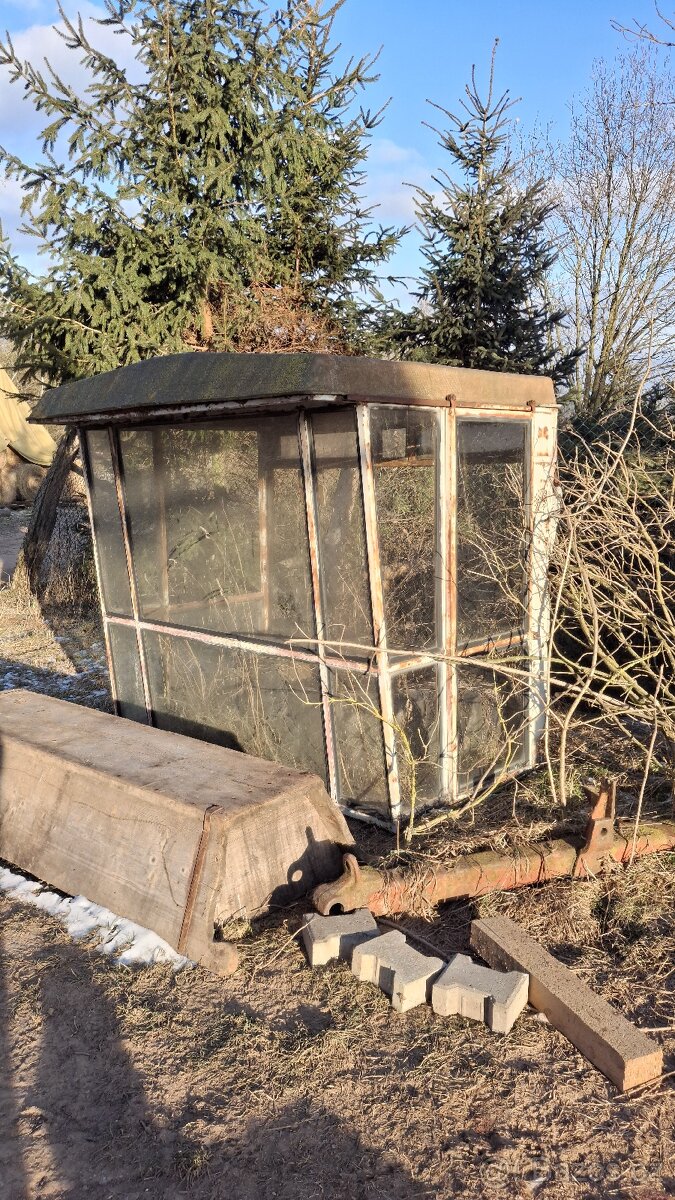 Kabina E 512