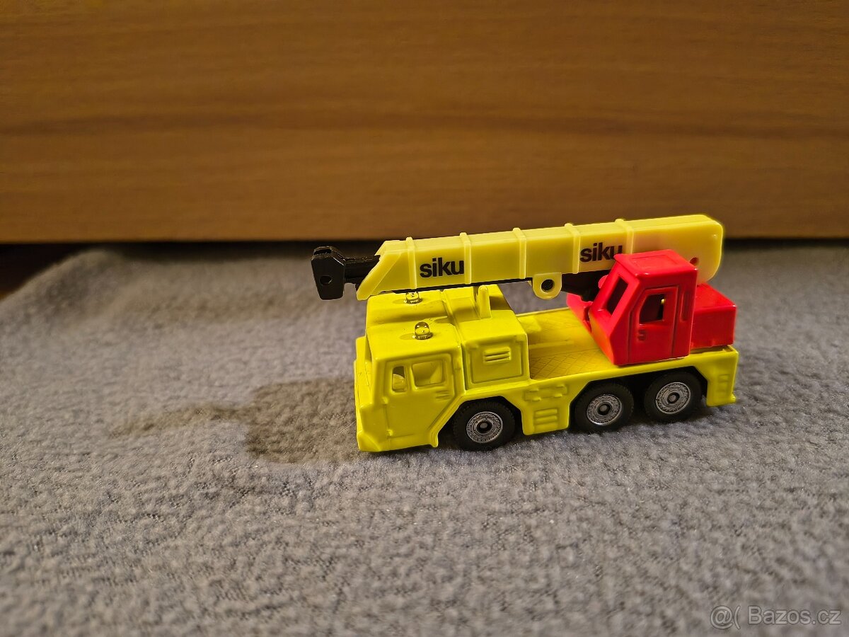 Siku 1326 hydraulický autojeřáb